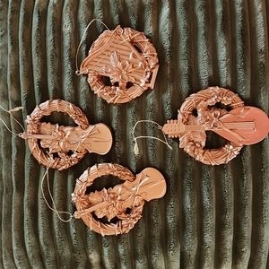 Christmas ornaments antique gold color 4 pieces